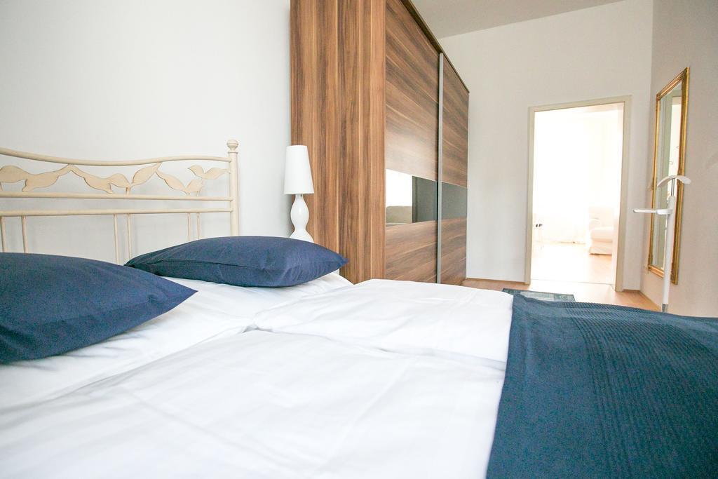 Cosa-Apart - Ihre Ferienwohnung Am Jaegertor Potsdam Kamer foto
