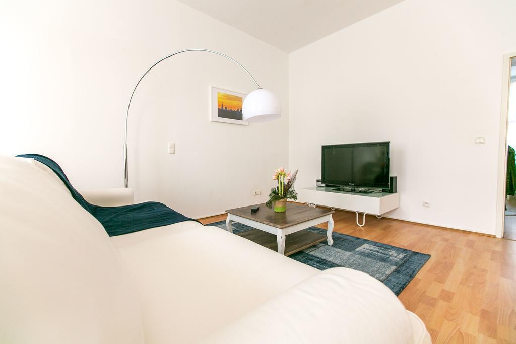 Cosa-Apart - Ihre Ferienwohnung Am Jaegertor Potsdam Kamer foto
